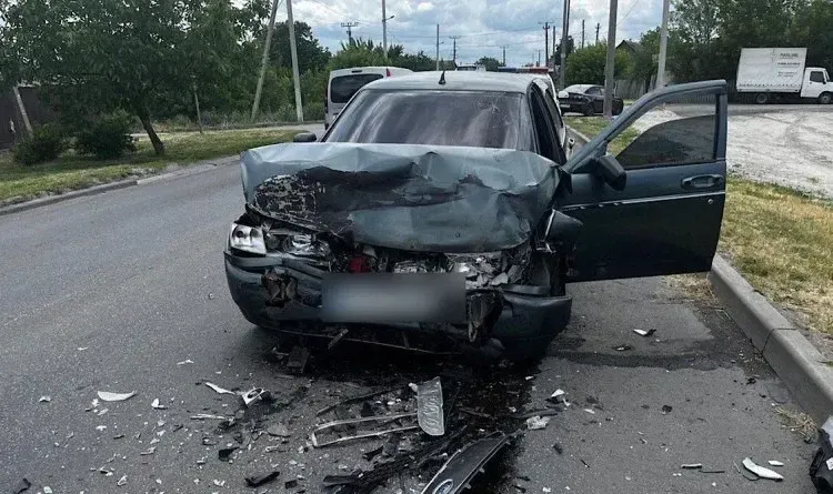 У Павлограді п’яний водій спричинив ДТП: постраждала 4-річна дитина