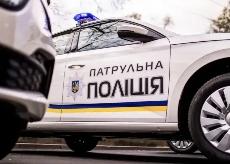 В одного викрали знайому, інший - вбив людину: хибні виклики поліції на Дніпропетровщині