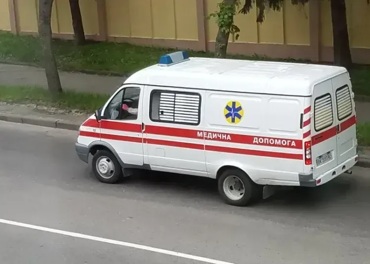 На Дніпропетровщині 75-річний чоловік втратив свідомість у лазні: сусід урятував життя