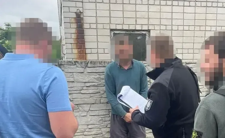 У Дніпрі працівник ТЦК продавав «липові» повістки футбольній команді — справу передали до суду