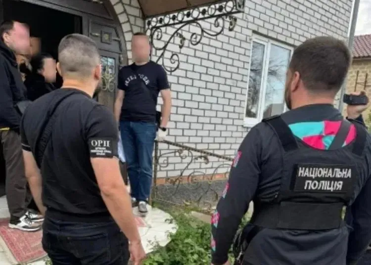 Поліція проводить обшуки у справі про трудове рабство в Дніпропетровській області