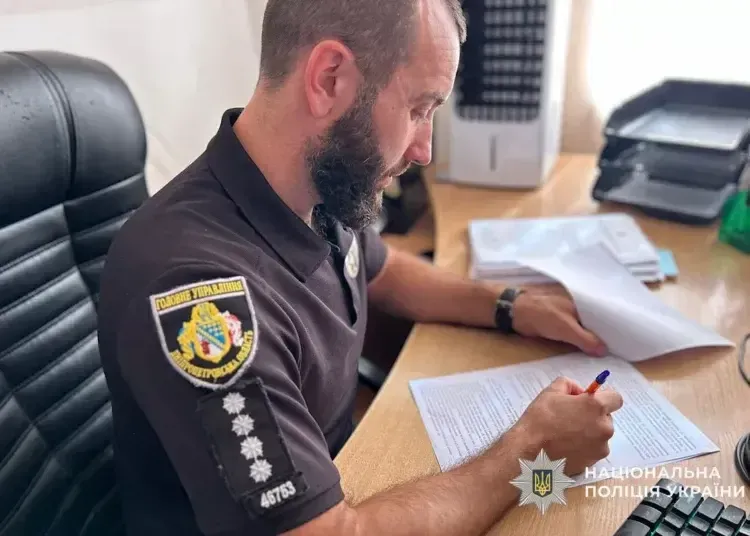 У Кривому Розі чоловік порізав ножем власну онуку