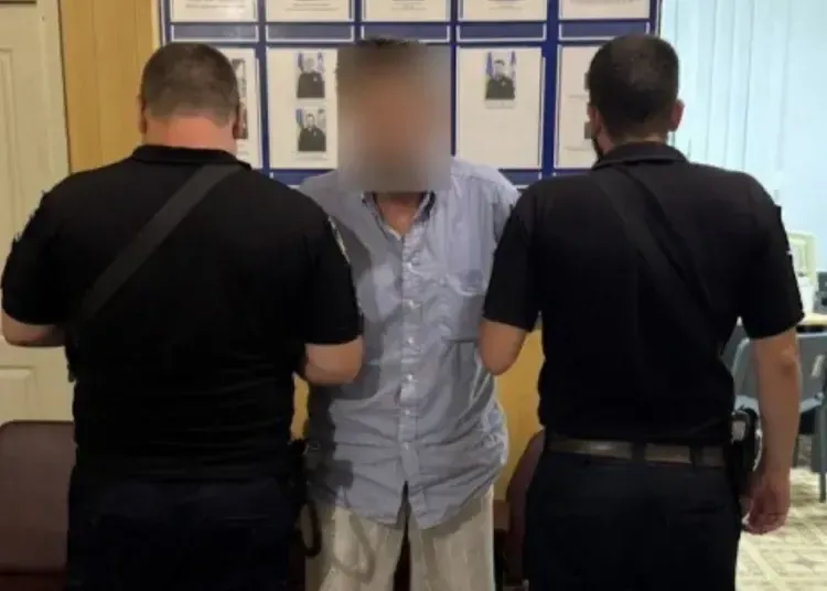 На Дніпропетровщині чоловік кинув гранату просто на вулиці