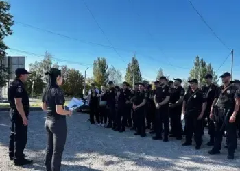 У Кривому Розі більше доби шукають 16-річну Дарʼю Ткачову