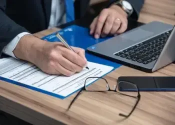 Адвокат у сімейних справах: як не помилитися з вибором