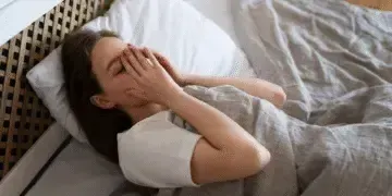Один продукт, який варто з’їсти вранці, щоб вночі спати, як немовля