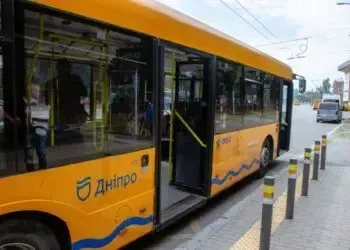 Дніпро готується до подорожчання: проїзд може зрости до 20 грн