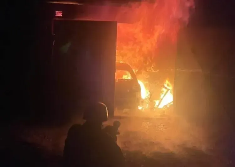 Неспокійна ніч на Дніпропетровщині: вибухи, дрони та жертви