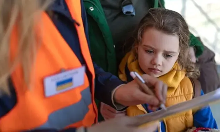 На Дніпропетровщині запроваджено обов’язкову евакуацію дітей