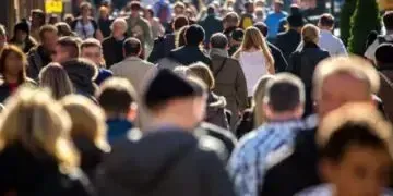 У центрі Дніпра помітили голу жінку: подробиці