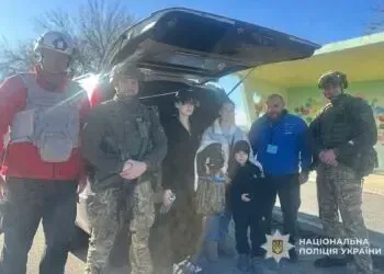 На Дніпропетровщині евакуювали сімʼю з дітьми через обстріли