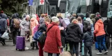 Термінова евакуація на Дніпропетровщині: із 45 населених пунктів закликають виїхати за 30 днів