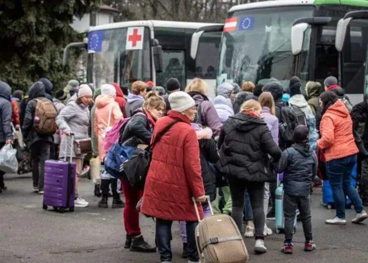 Термінова евакуація на Дніпропетровщині: із 45 населених пунктів закликають виїхати за 30 днів