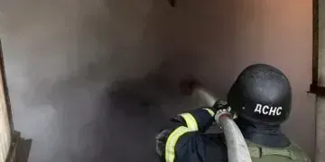 У Кривому Розі з пожежі врятували чотирьох дітей