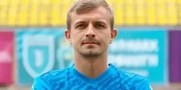 Мобілізація футболіста «Вікторії» у Камʼянському: що сталося насправді