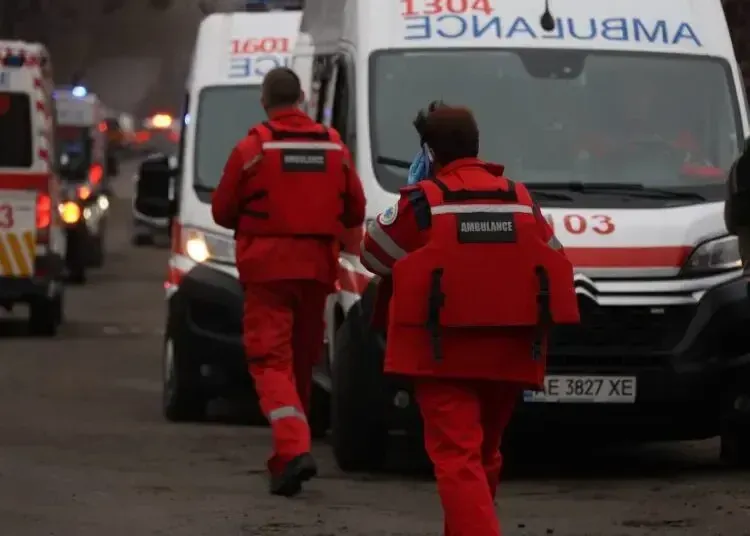 Ракетна атака по Дніпру 1 грудня: є загиблі та десятки поранених