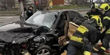 Масштабна ДТП у Дніпрі: три авто зіштовхнулися