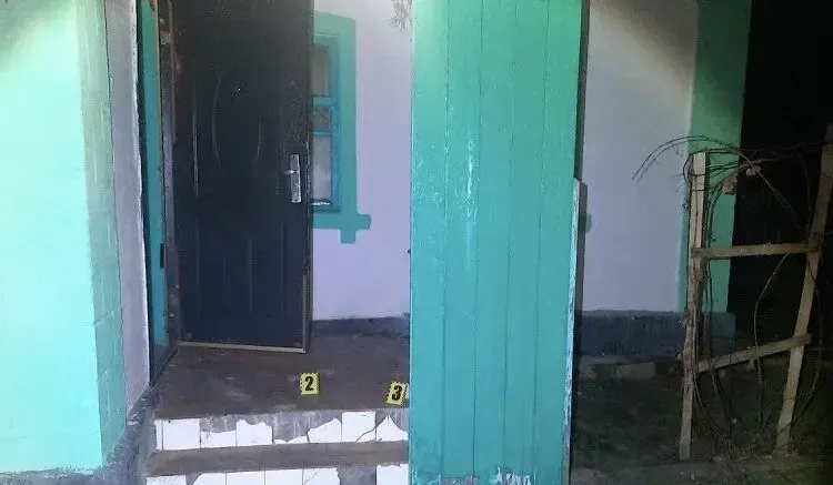 У Кривому Розі затримали чоловіка, якого підозрюють у кривавому вбивстві та підпалі