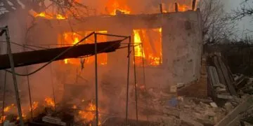 У Кривому Розі дрони зруйнували будинки: є загибла та поранені