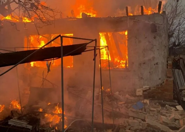 У Кривому Розі дрони зруйнували будинки: є загибла та поранені