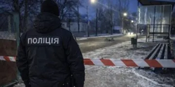 На Дніпропетровщині бʼють на сполох: правоохоронці закликають негайно йти в укриття