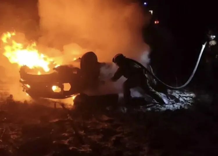 Згорів заживо у власному авто: нічна трагедія під Кривим Рогом