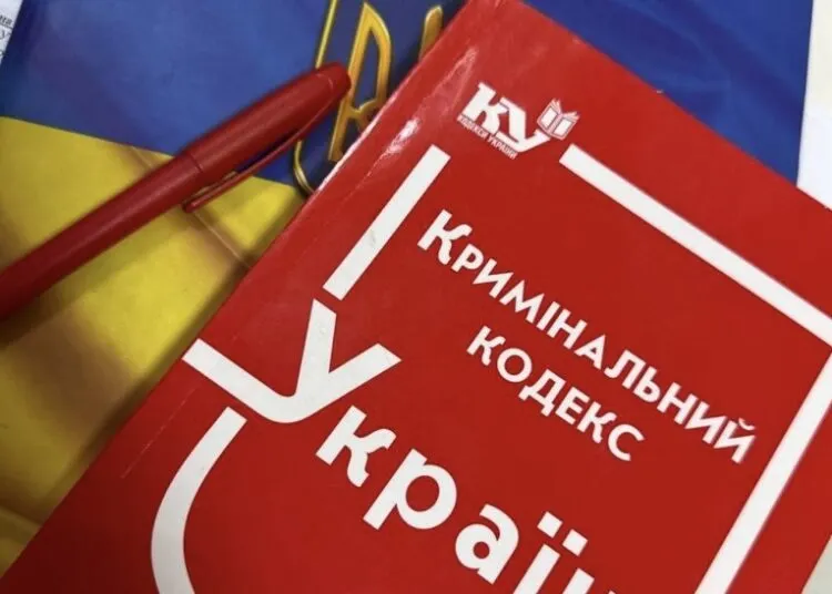 Посадовець на Дніпропетровщині «наварив» 2 мільйони на ремонті доріг
