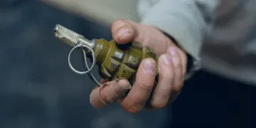 У Дніпрі ревнивець погрожував підірвати суперника