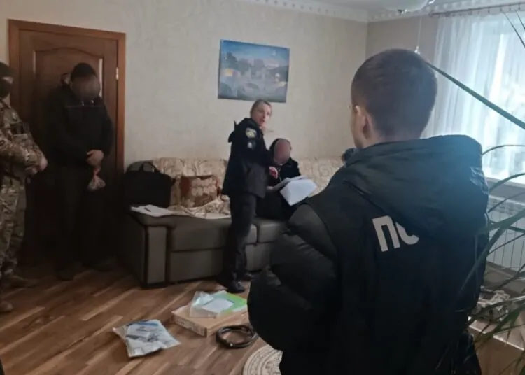 Били палицями та морили голодом: деталі жахливої справи дитячого будинку в Дніпрі