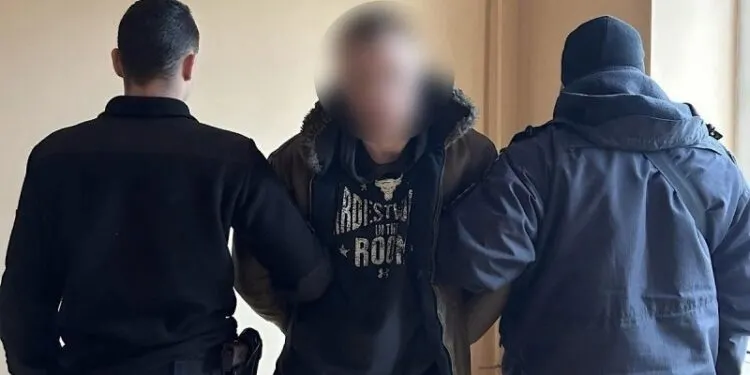У Дніпрі втікача з колонії знайшли у магазині