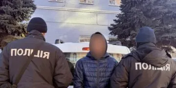На Дніпропетровщині банда грабіжників, серед яких підлітки, напали на захисника