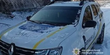 У Кам’янському швидка та поліція залишили непритомного чоловіка під деревом