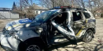 У Нікополі важко поранено поліцейського, у Марганці постраждала дитина: деталі обстрілів
