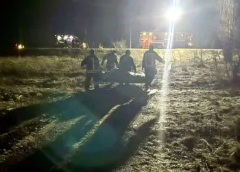 На Дніпропетровщині врятували дітей, що застрягли посеред річки
