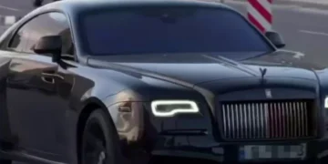 У Дніпрі помітили елітний автомобіль за 400 тисяч доларів