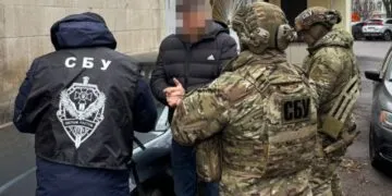 Правоохоронці Дніпра викрили канал переправлення чоловіків за кордон