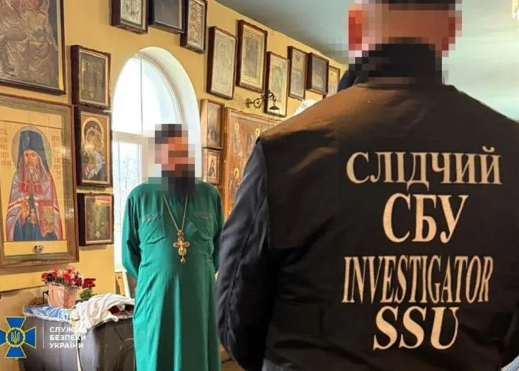 На Дніпропетровщині затримали архімандрита, який молився за окупантів