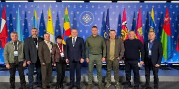 Нікополь, Марганець та Павлоград отримали почесні звання від Президента