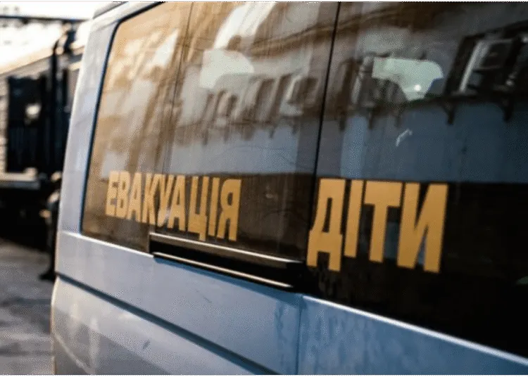 Масштабна евакуація: майже 3000 жителів Дніпропетровщини мають виїхати з небезпечних зон