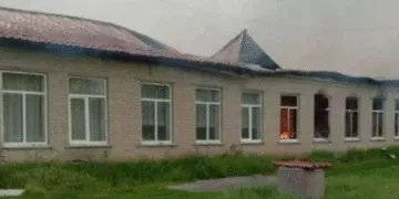 На Дніпропетровщині росіяни зруйнували єдину школу в селі