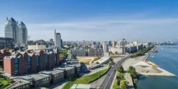 Куди піти в Дніпрі: ТОП-7 найкрасивіших скверів для відпочинку та перезавантаження