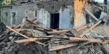 На Дніпропетровщині через обстріли четверо поранених, серед них 17-річний хлопець