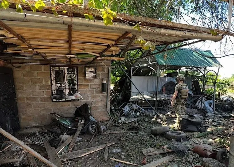 Через ранковий обстріл на Дніпропетровщині поранено шістьох дітей та їхню матір