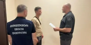 У Дніпрі двоє колишніх поліцейських постануть перед судом за жорстоке побиття чоловіка під час затримання