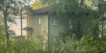 На Дніпропетровщині підприємство змусять власним коштом демонтувати самобуд