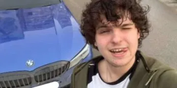 У Дніпрі неповнолітній блогер на BMW збив мотоцикліста та намагався обдурити копів
