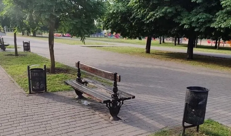 На Дніпропетровщині рецидивіст штрикнув у живіт 18-річного хлопця