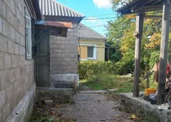 У Дніпра за ґрати відправили чоловіка, який до смерті побив цивільну дружину
