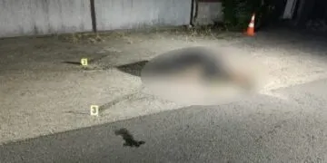 У Дніпрі учасник бійки кинув гранату в поліцейських і загинув: є постраждалі
