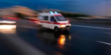 У Дніпрі чоловік намагався розплавити боєприпас у гаражі й підірвався